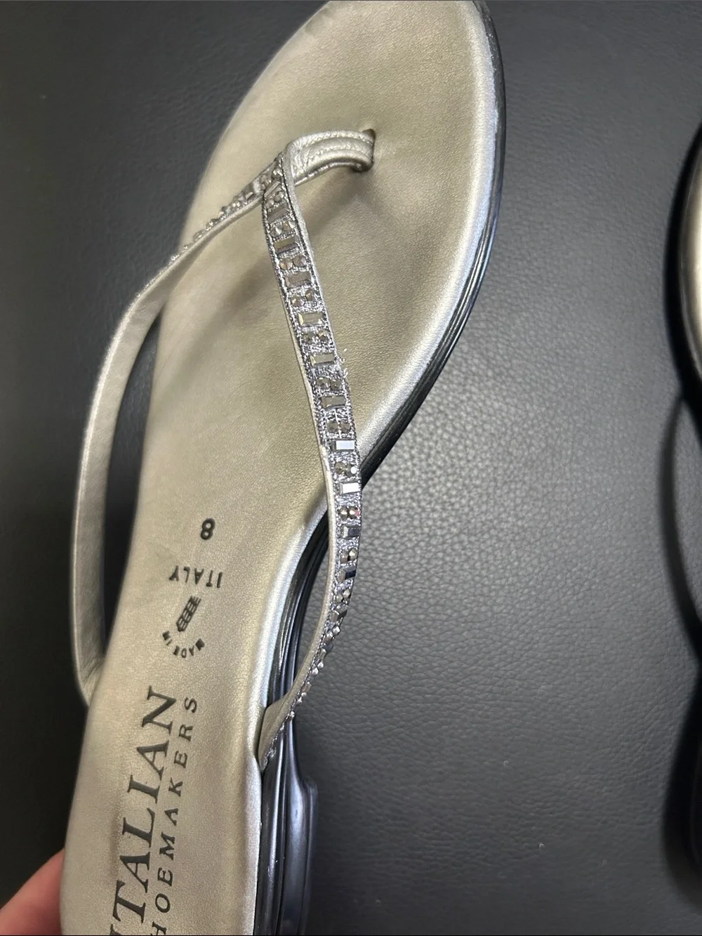 Italian Shoemakers Sandals 8 - Picture 3 of 4